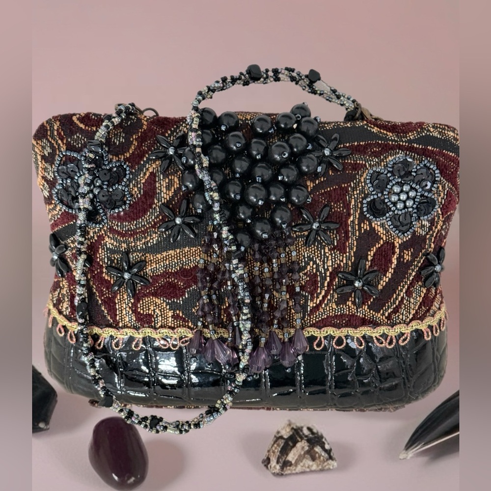 Beaded tapestry bag - Picture 4 of 16